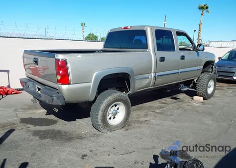 2001 GMC Sierra 2500Hd Sle z USA, uszkodzony, nr VIN 1GTHK23UX1F100631